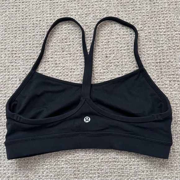 Lulu lemon Flow Y Bra size 8 - Picture 4 of 5